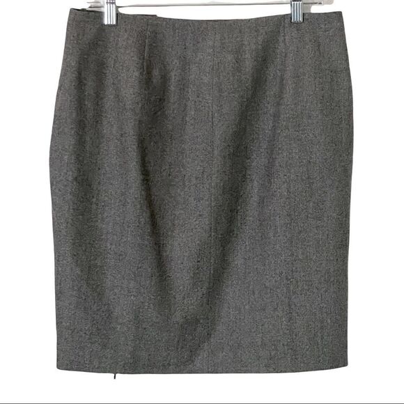 Banana Republic Stretchy Wool Gray Ruffle Zip Front Knee Length Skirt Size 10 - Picture 2 of 9